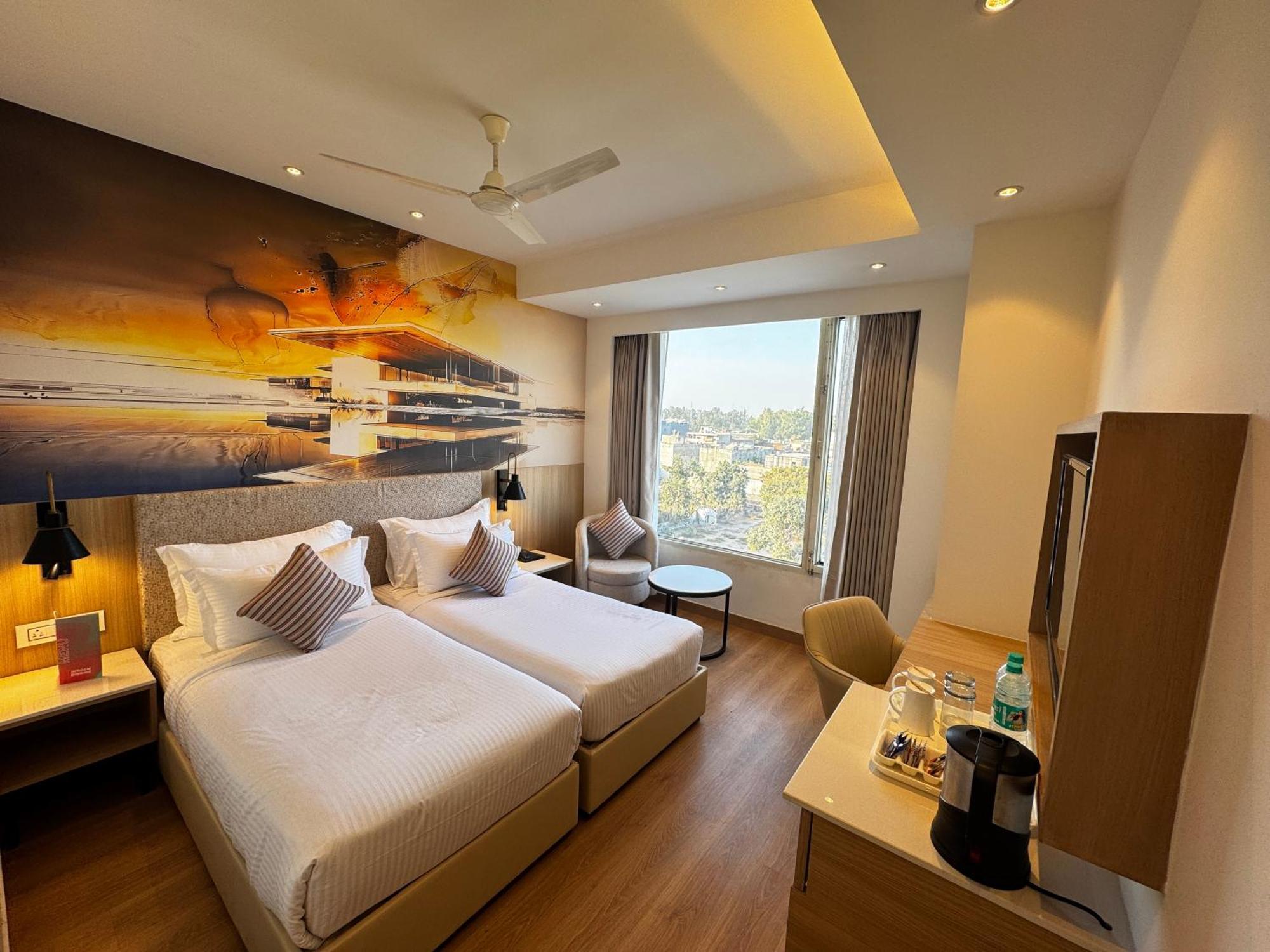 Tulip Inn Zirakpur Zewnętrze zdjęcie