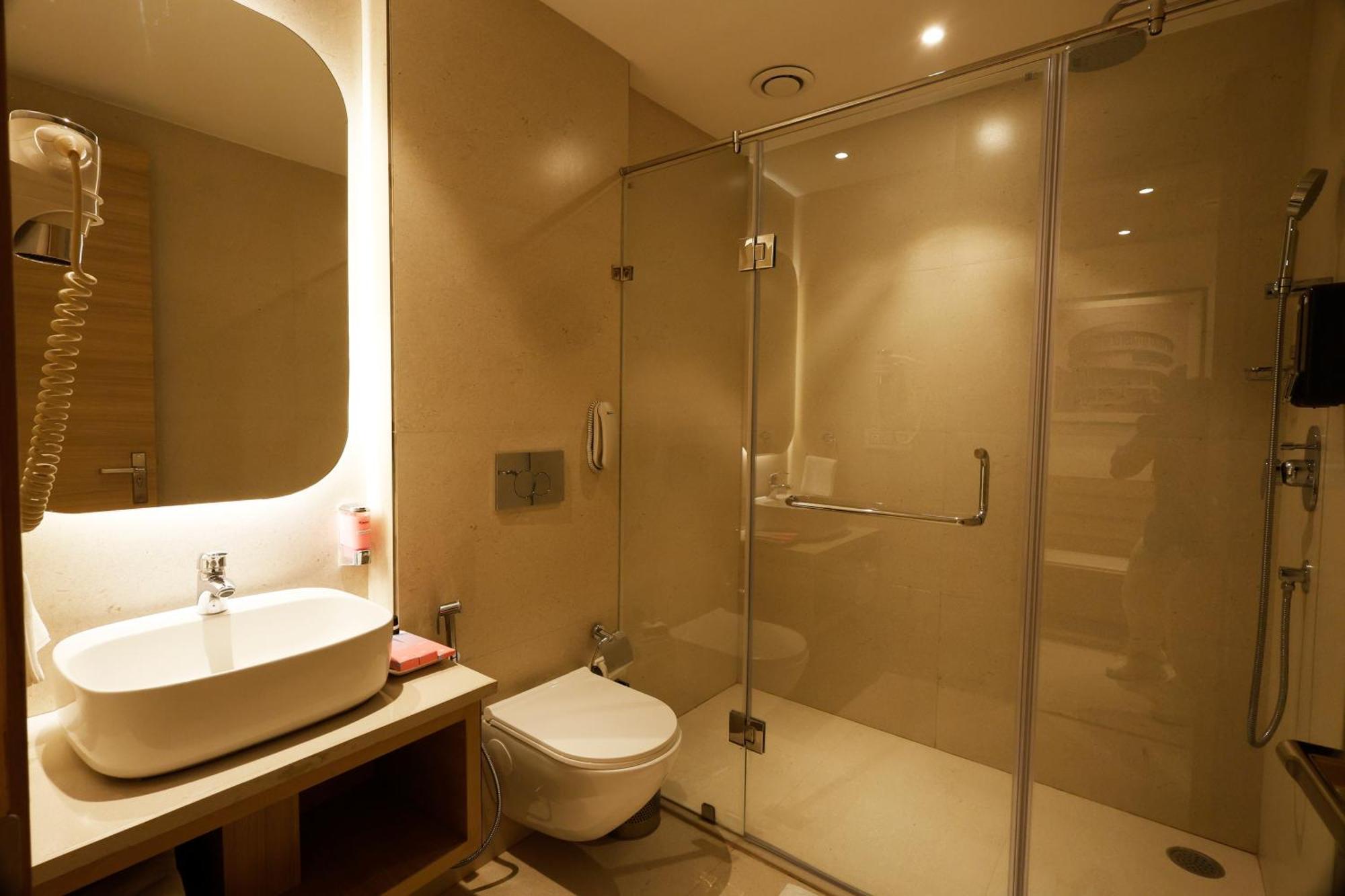 Tulip Inn Zirakpur Zewnętrze zdjęcie