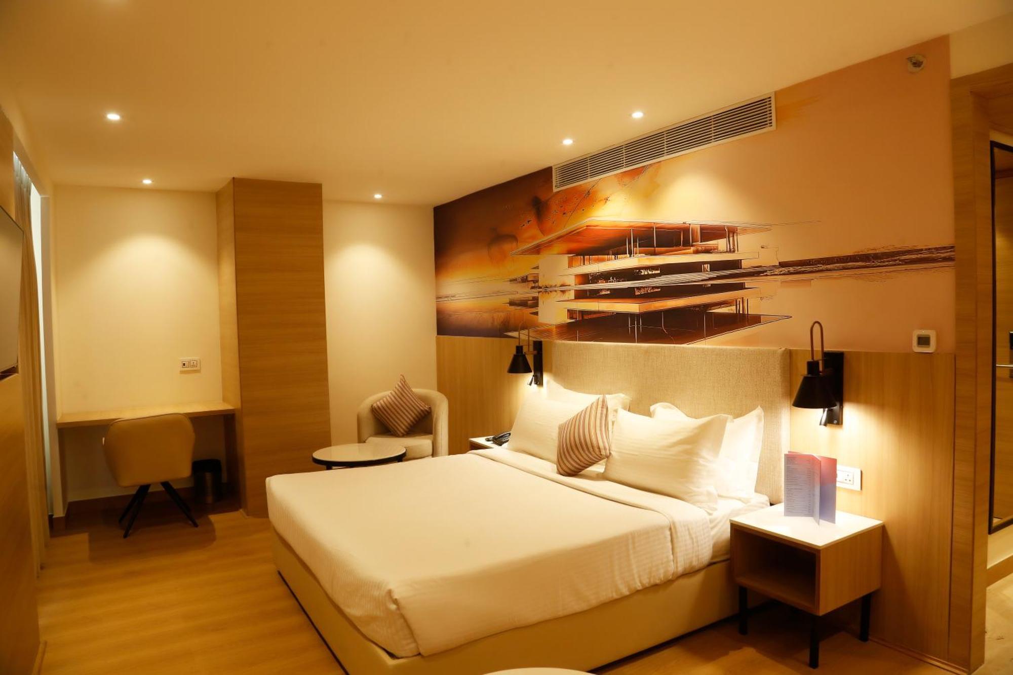 Tulip Inn Zirakpur Zewnętrze zdjęcie