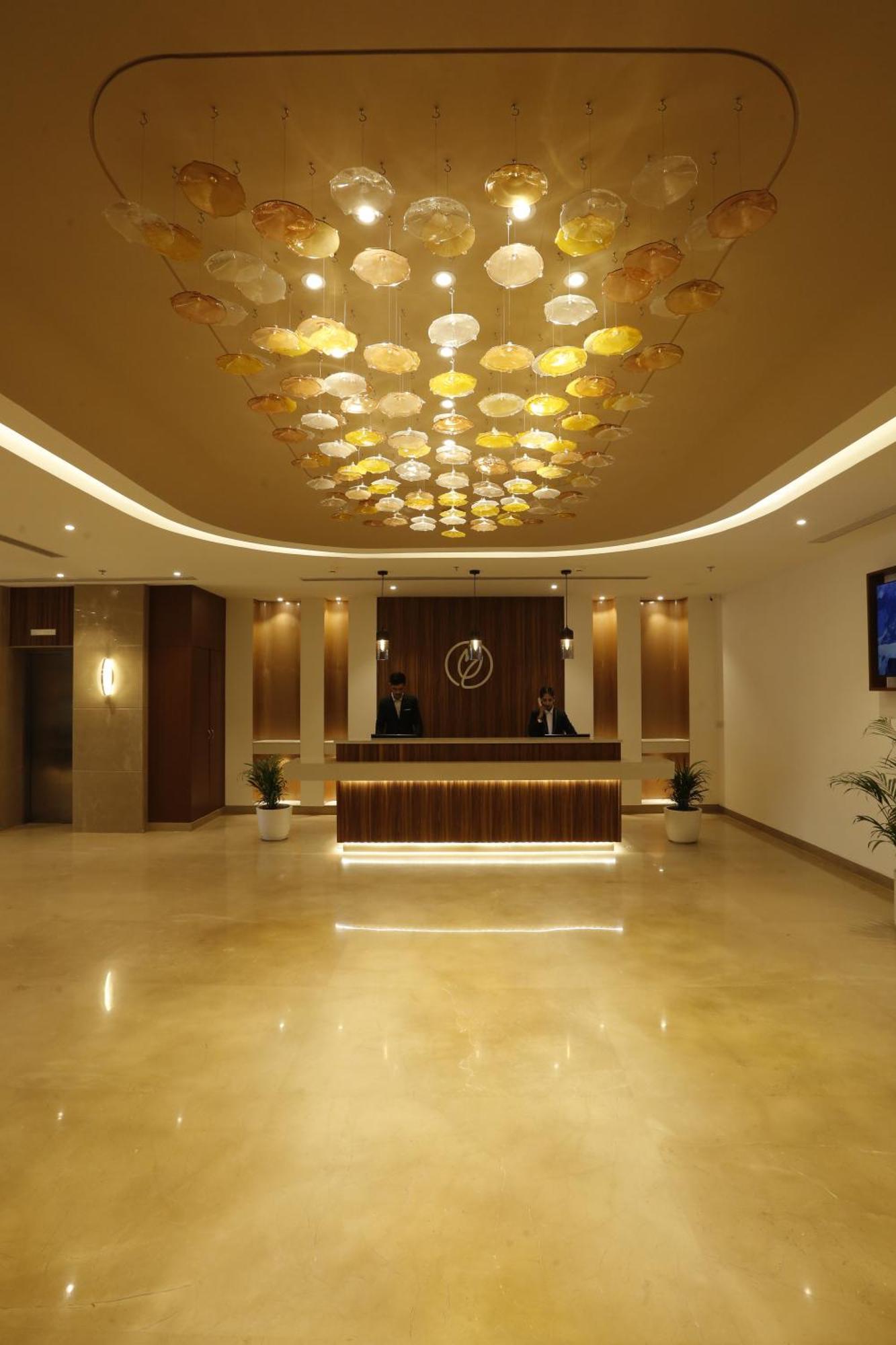 Tulip Inn Zirakpur Zewnętrze zdjęcie