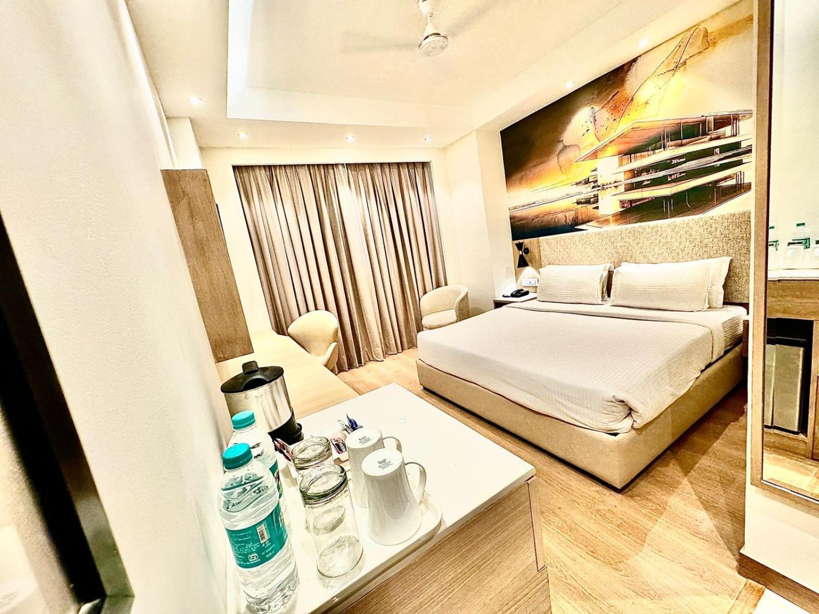 Tulip Inn Zirakpur Zewnętrze zdjęcie